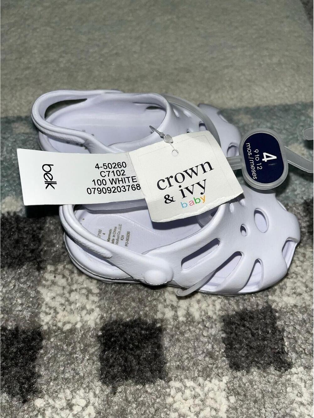 Crown & Ivy Baby Size 4 White Slip-On Water Shoes Sandals NWT Pool Beach Unisex